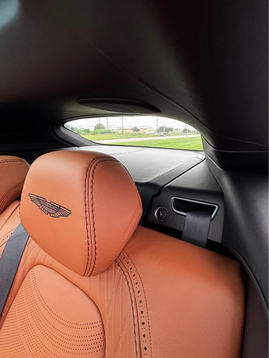 2024 Aston Martin DBX - Image 17 of 20