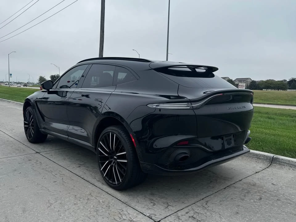 2024 Aston Martin DBX - Image 3 of 20