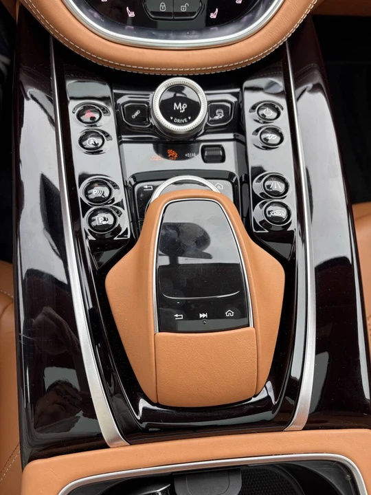 2024 Aston Martin DBX 707 - Image 17 of 21