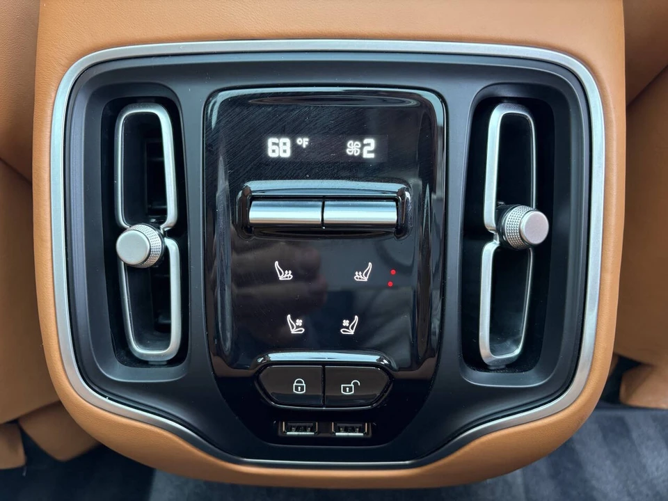 2024 Aston Martin DBX 707 - Image 13 of 21