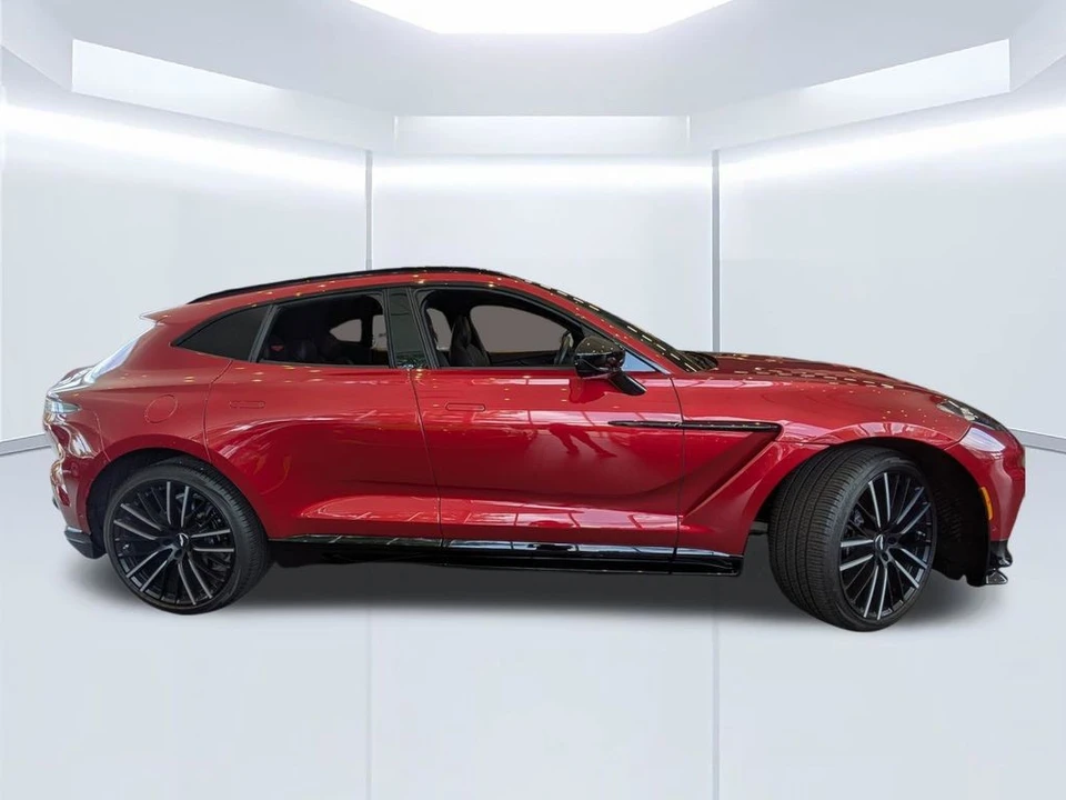 2024 Aston Martin DBX 707 - Image 2 of 27