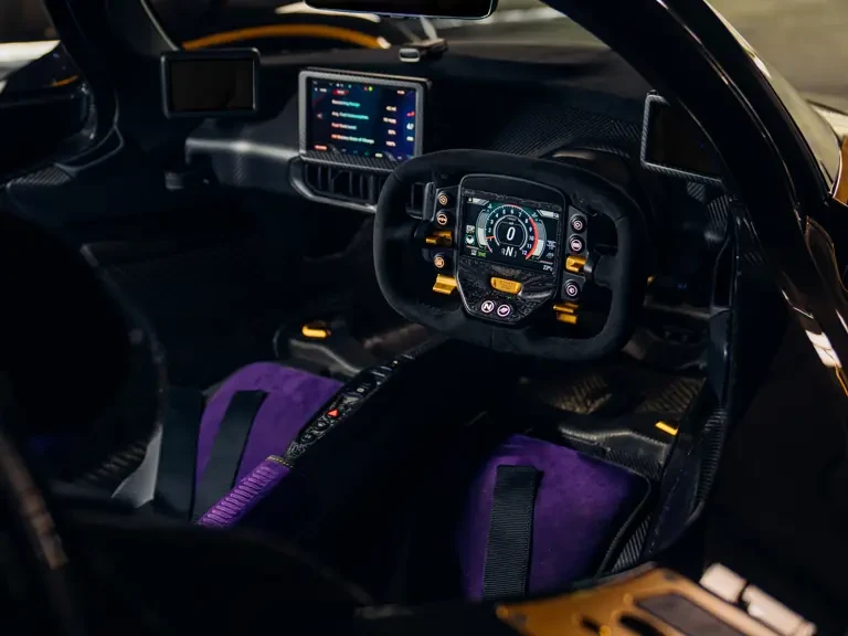 2024 Aston Martin Valkyrie - Image 5 of 31