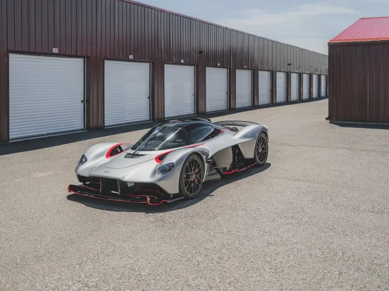 2024 Aston Martin Valkyrie - Image 2 of 31