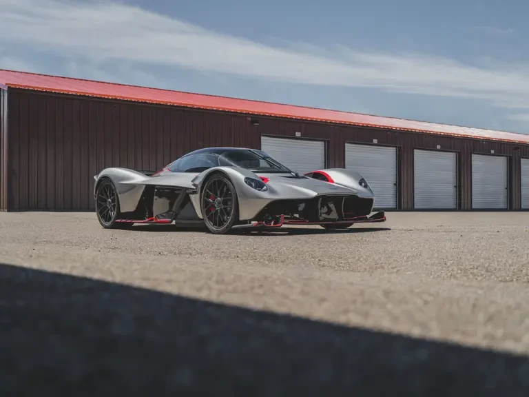 2024 Aston Martin Valkyrie - Image 10 of 31