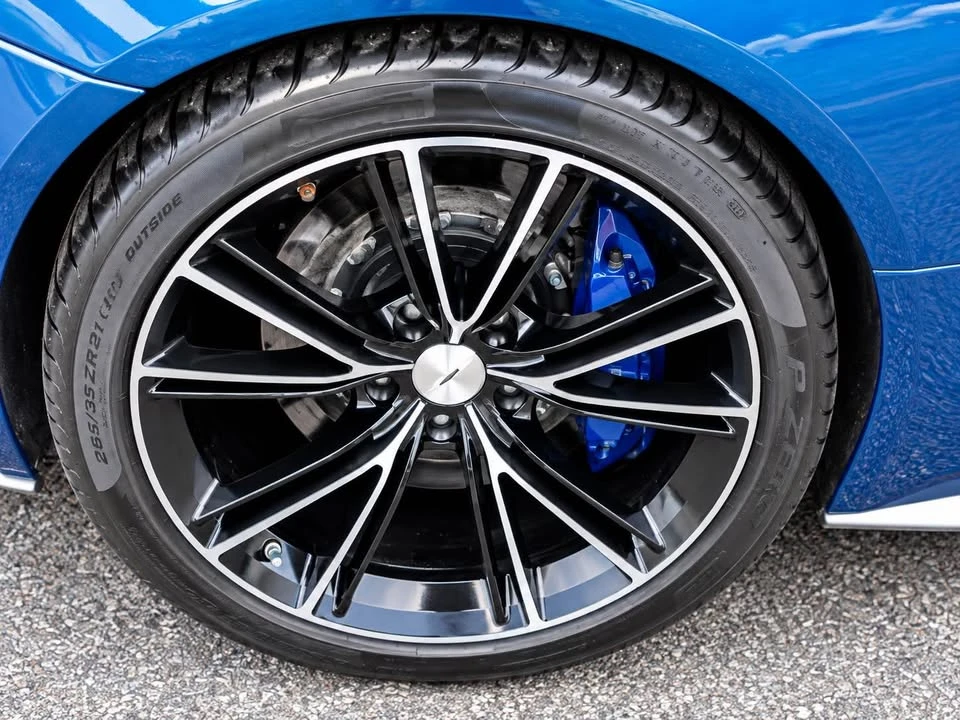 2024 Aston Martin Vanquish - Image 14 of 20