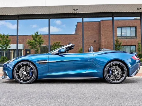 2024 Aston Martin Vanquish Volante