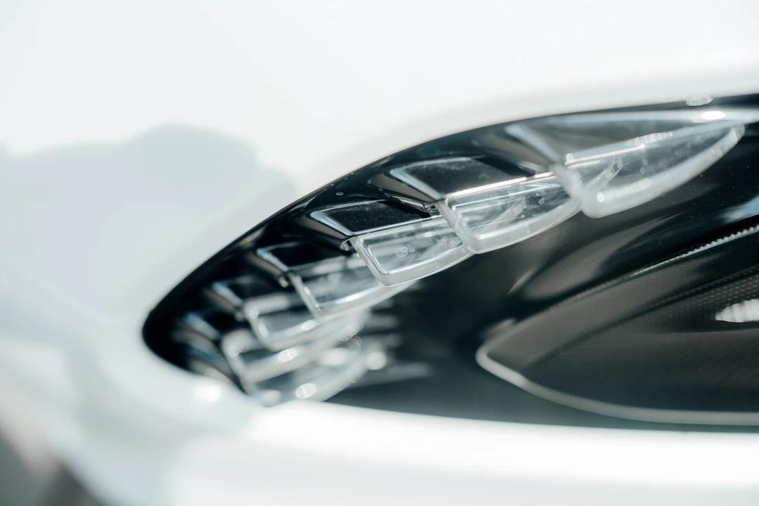 2024 Aston Martin Vanquish - Image 29 of 31