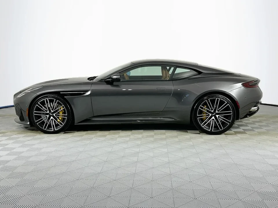 2024 Aston Martin DB12 - Image 12 of 17