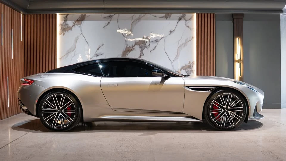 2024 Aston Martin DB12 - Image 3 of 9