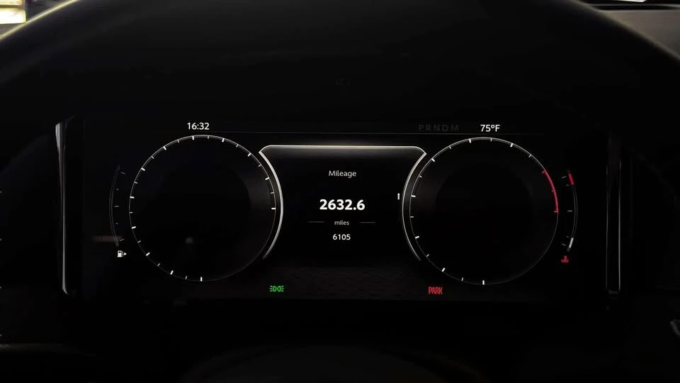 2024 Aston Martin DB12 - Image 13 of 19