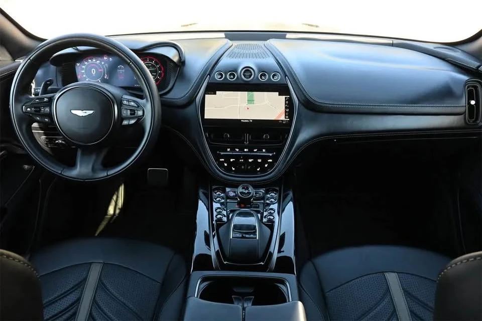 2024 Aston Martin DBX - Image 7 of 11