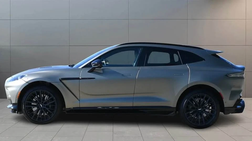 2024 Aston Martin DBX - Image 3 of 11