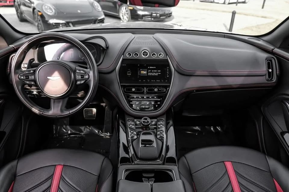 2024 Aston Martin DBX - Image 12 of 20