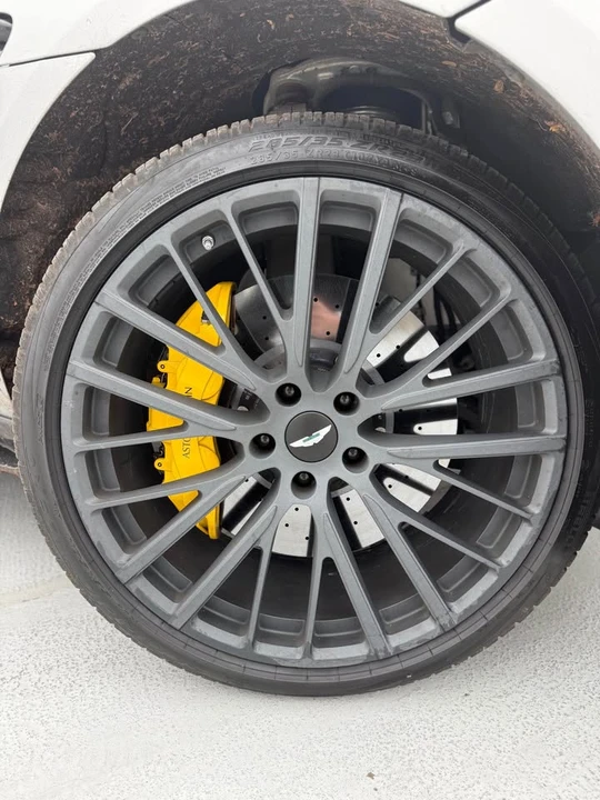 2024 Aston Martin DBX 707 - Image 2 of 10