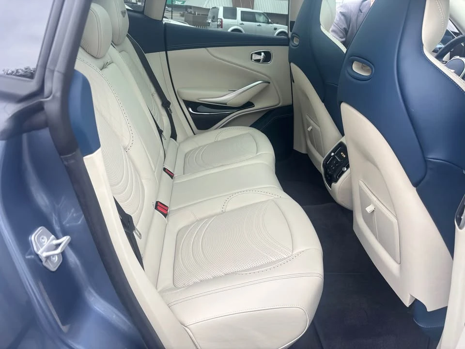 2024 Aston Martin DBX 707 - Image 9 of 9