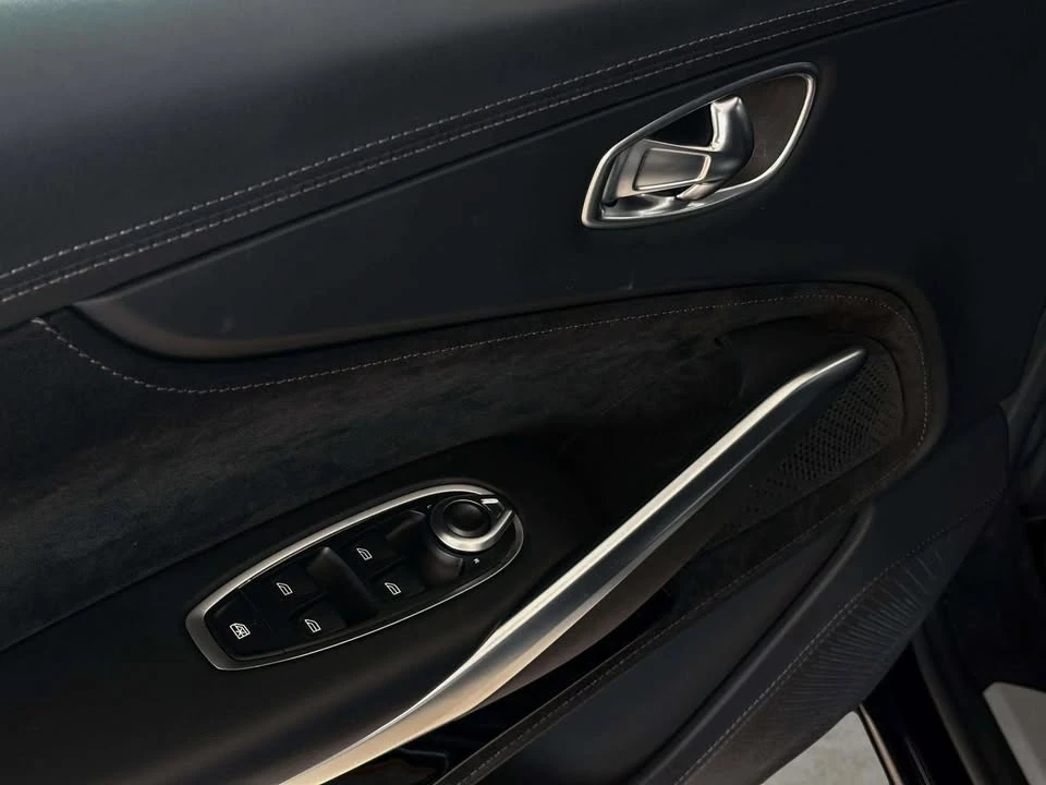 2024 Aston Martin DBX - Image 10 of 20