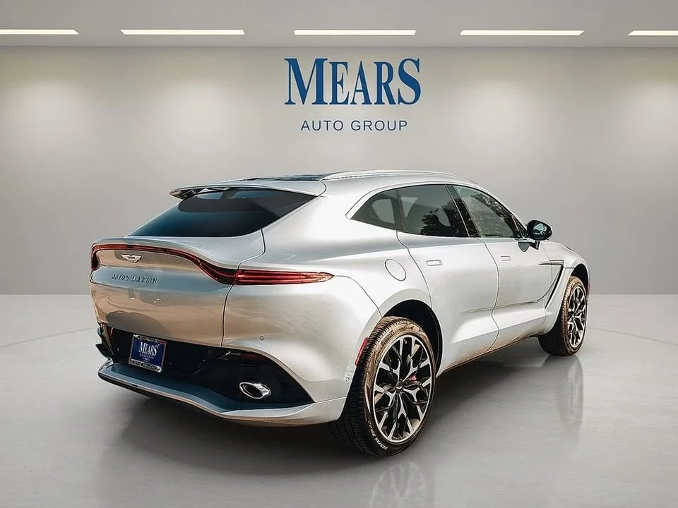 2024 Aston Martin DBX - Image 5 of 20