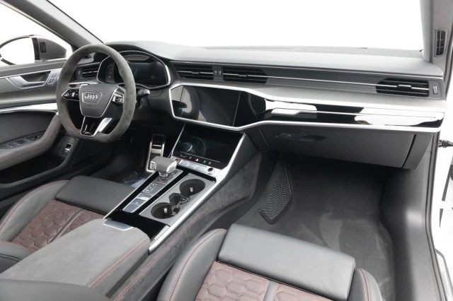 2024 Audi C8 RS6 - Image 2 of 4