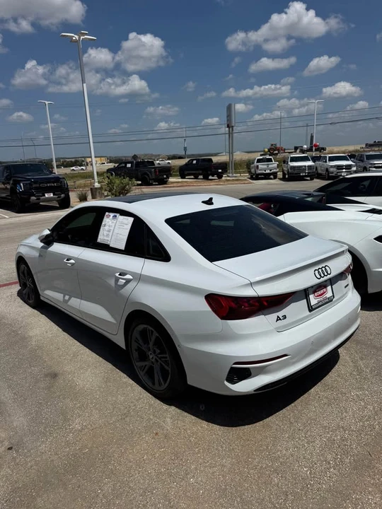 2024 Audi 8Y A3 - Image 3 of 5