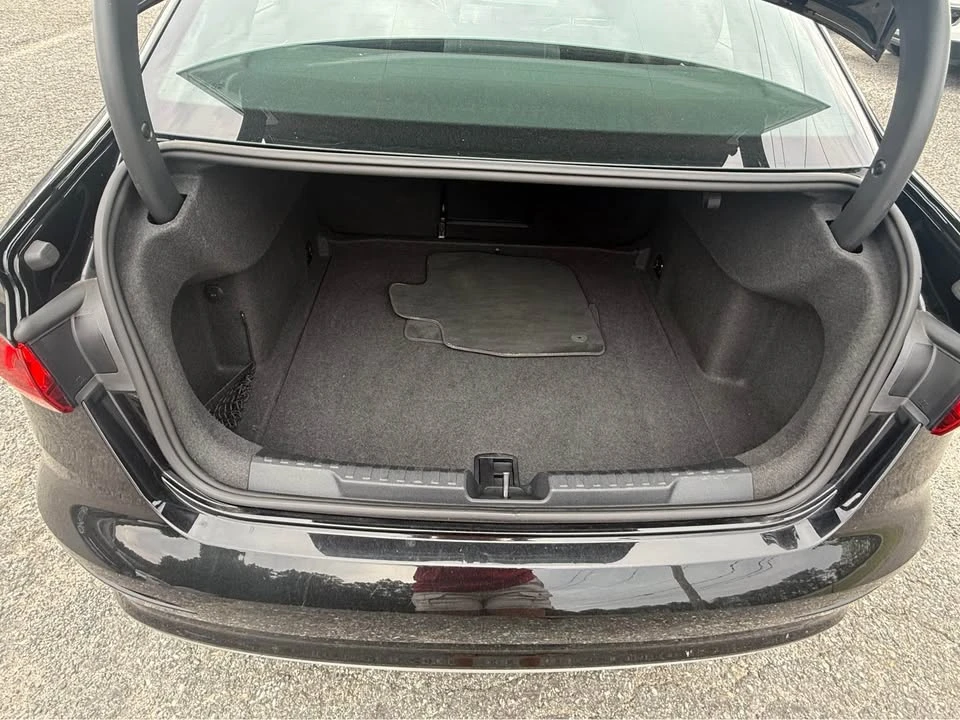 2024 Audi 8Y A3 - Image 10 of 11