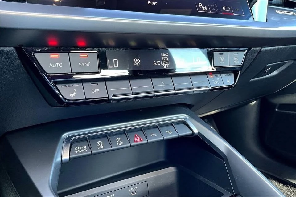 2024 Audi 8Y A3 - Image 13 of 20