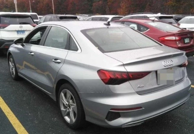 2024 Audi 8Y A3 - Image 2 of 3