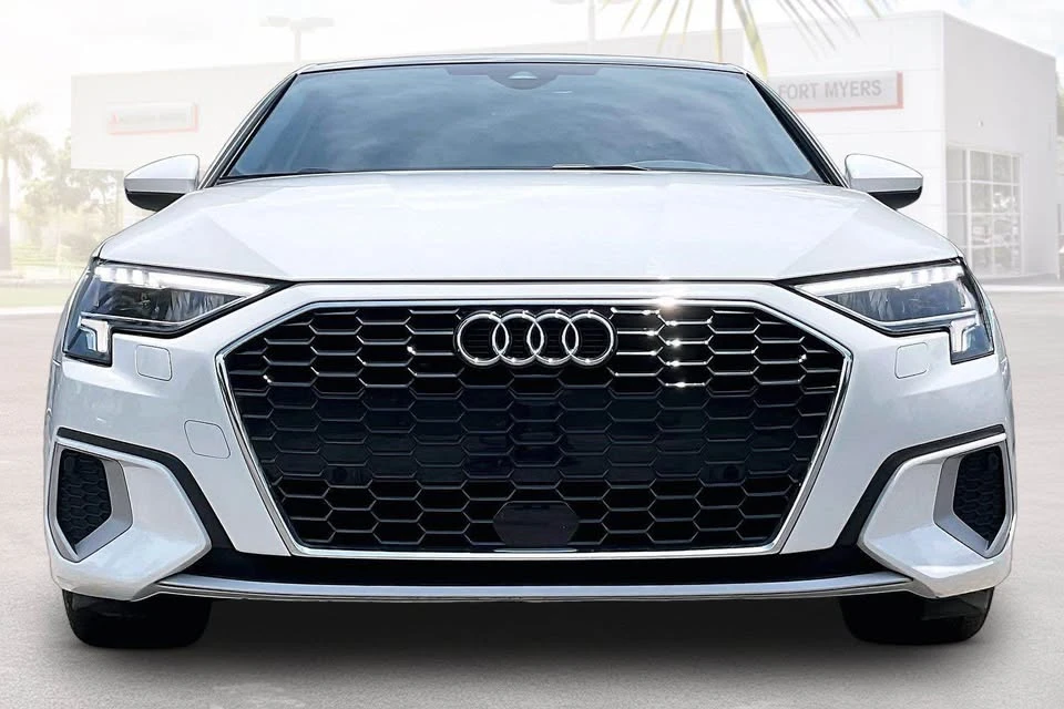 2024 Audi 8Y A3 - Image 2 of 7