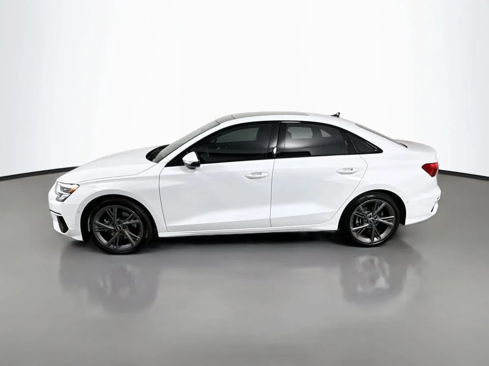 2024 Audi 8Y A3 - Image 3 of 11