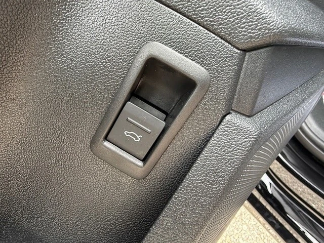 2024 Audi 8Y A3 - Image 14 of 21