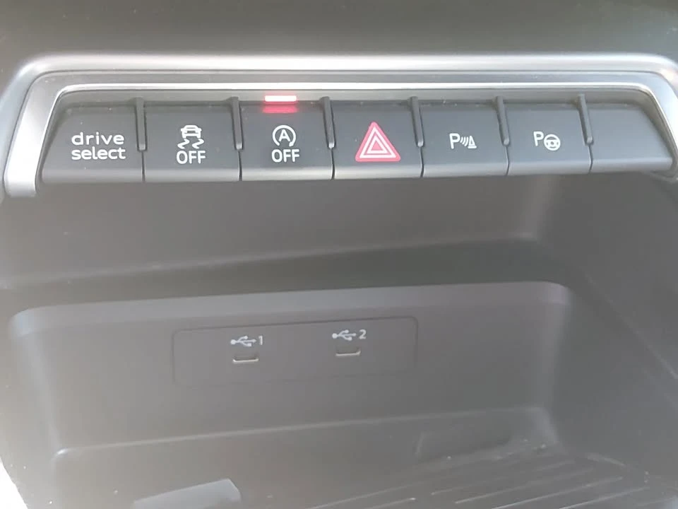 2024 Audi 8Y A3 - Image 11 of 12
