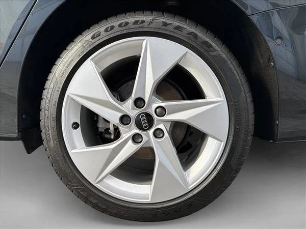 2024 Audi 8Y A3 - Image 9 of 21