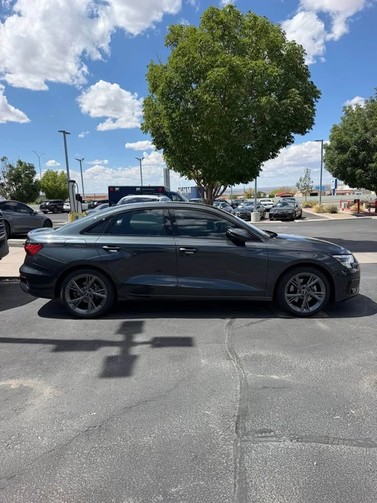 2024 Audi 8Y A3 - Image 3 of 7