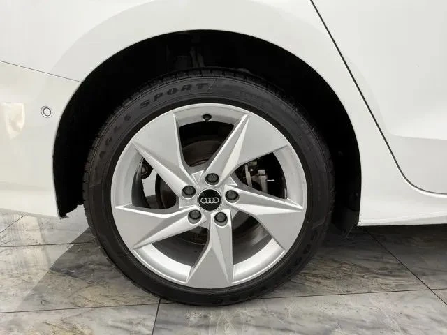2024 Audi 8Y A3 - Image 11 of 12