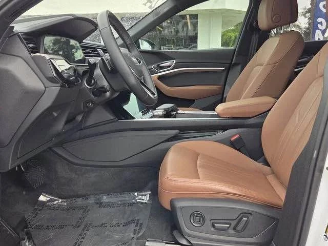 2024 Audi Q8 e-tron - Image 3 of 4