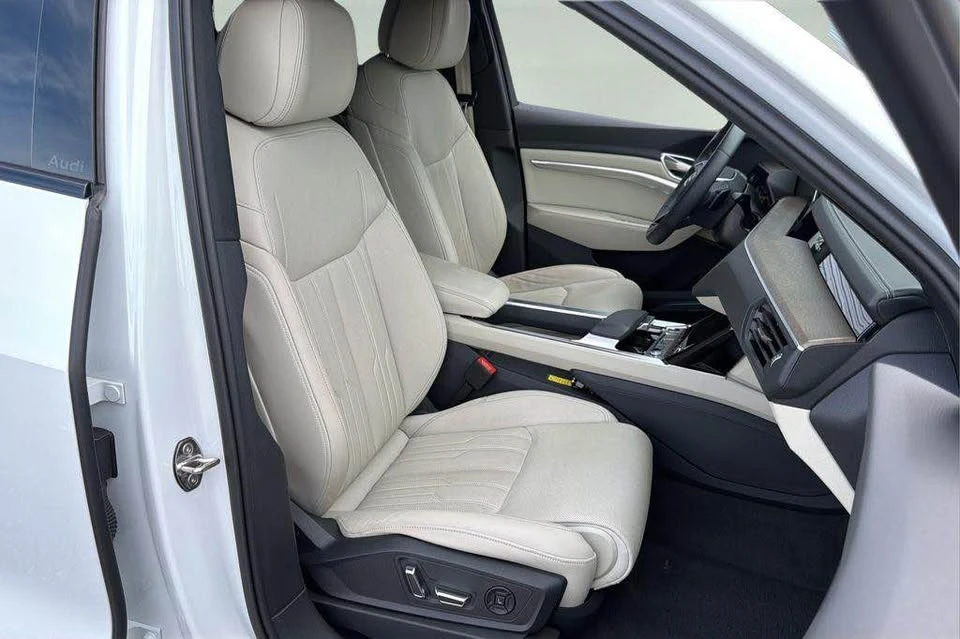 2024 Audi Q8 e-tron - Image 12 of 17