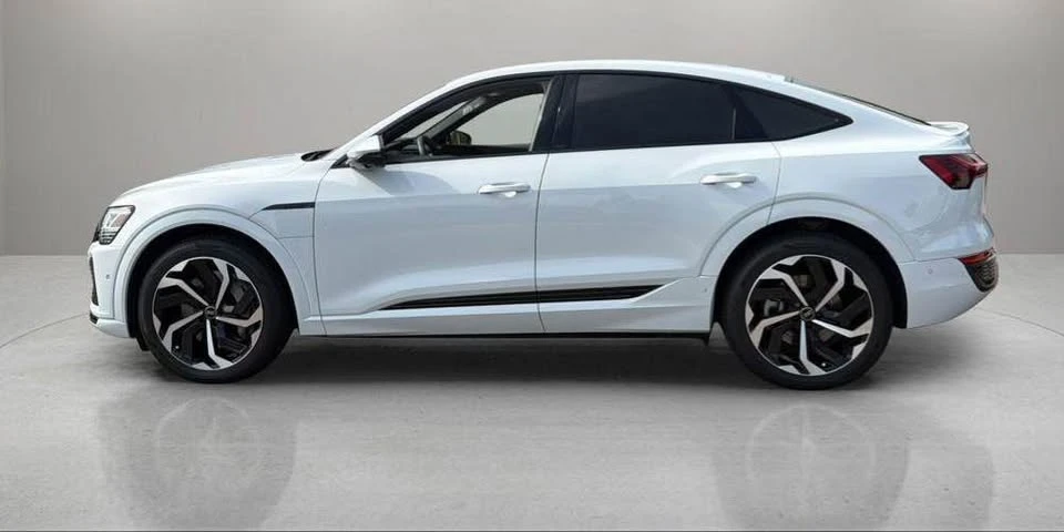 2024 Audi Q8 e-tron - Image 4 of 17
