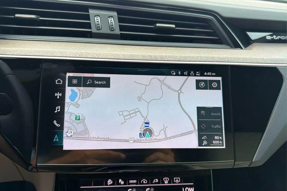 2024 Audi Q8 e-tron - Image 15 of 17