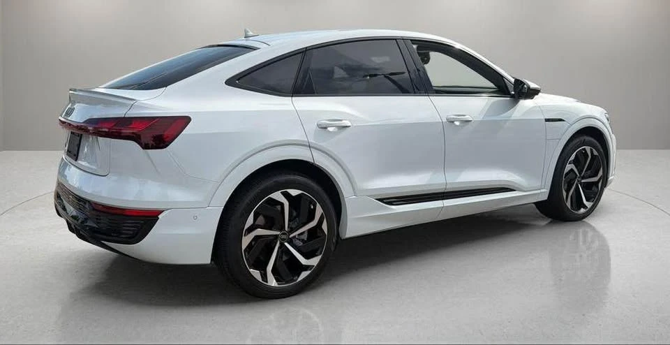 2024 Audi Q8 e-tron - Image 5 of 17