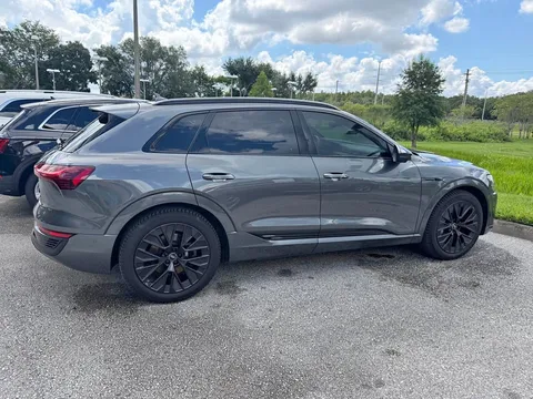 2024 Audi Q8 e-tron Prestige Sport Utility 4D