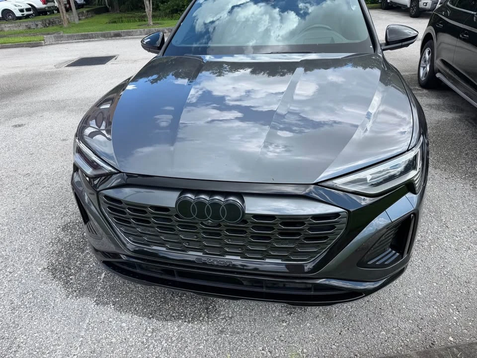 2024 Audi Q8 e-tron - Image 4 of 5