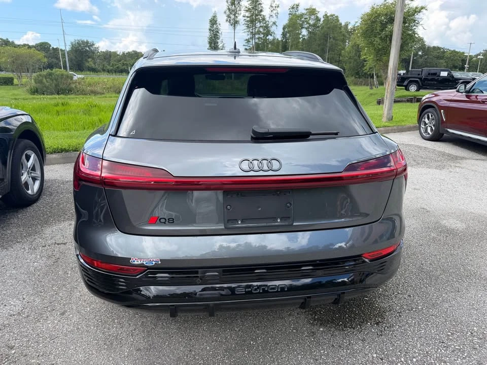 2024 Audi Q8 e-tron - Image 2 of 5