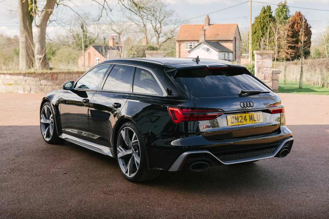 2024 Audi C8 RS6 - Image 16 of 31