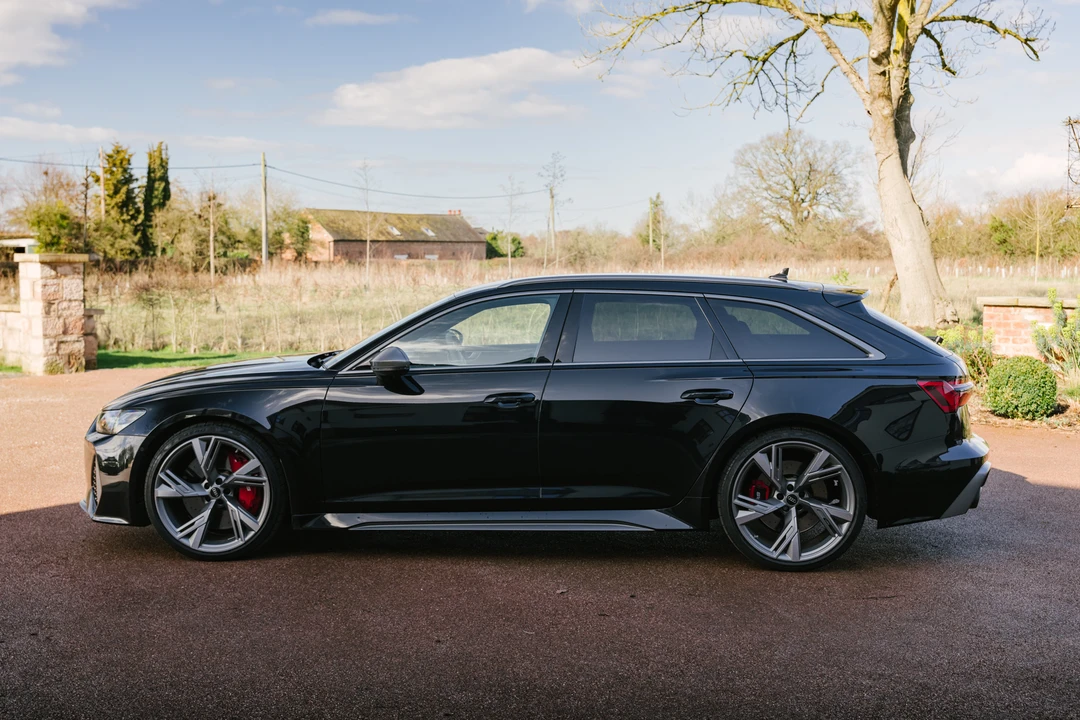 2024 Audi C8 RS6 - Image 9 of 31