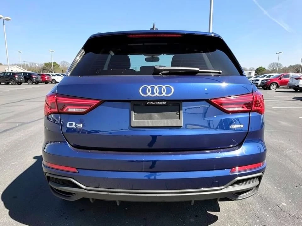 2024 Audi F3 Q3 - Image 3 of 11
