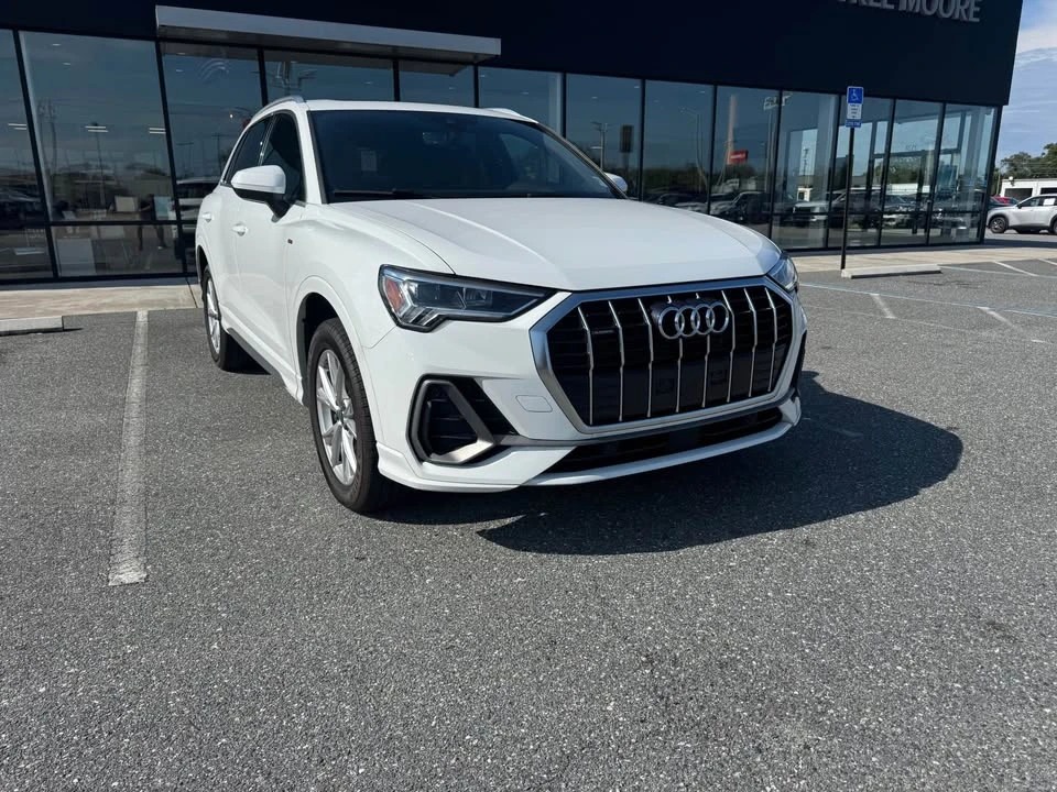 2024 Audi F3 Q3 - Image 2 of 4