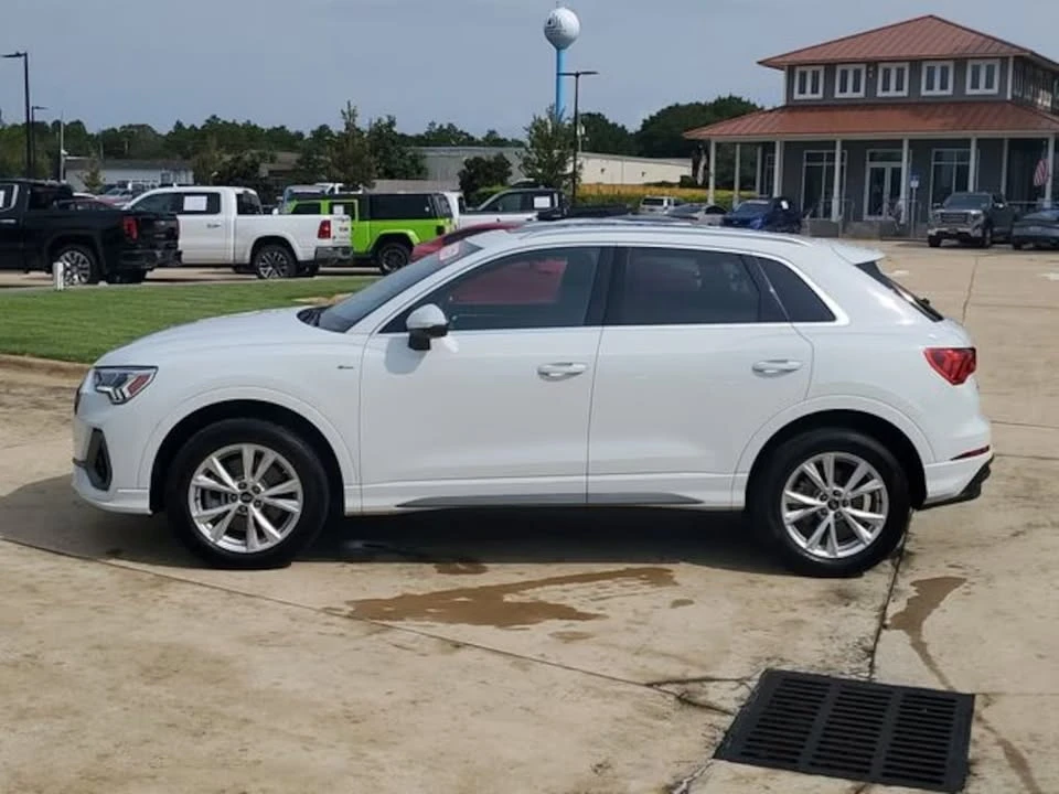 2024 Audi F3 Q3 - Image 2 of 13