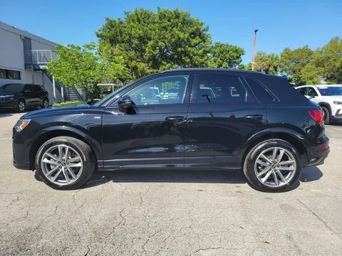 2024 Audi Q3 Premium