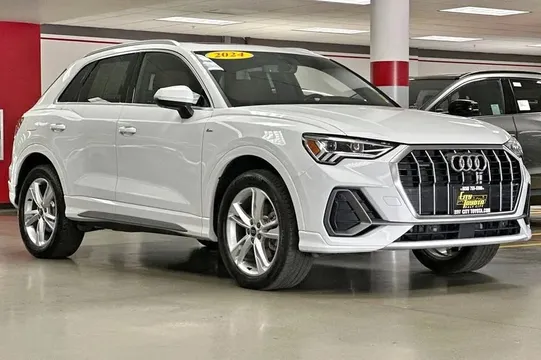 2024 Audi Q3 Premium Plus