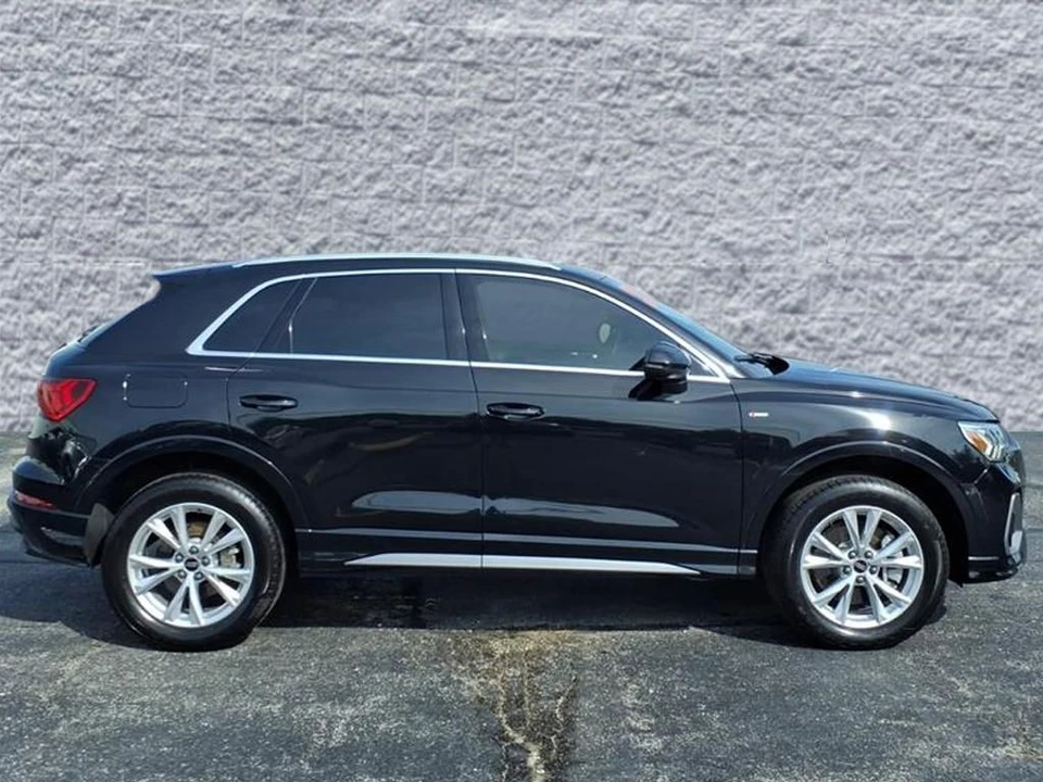 2024 Audi F3 Q3 - Image 2 of 12