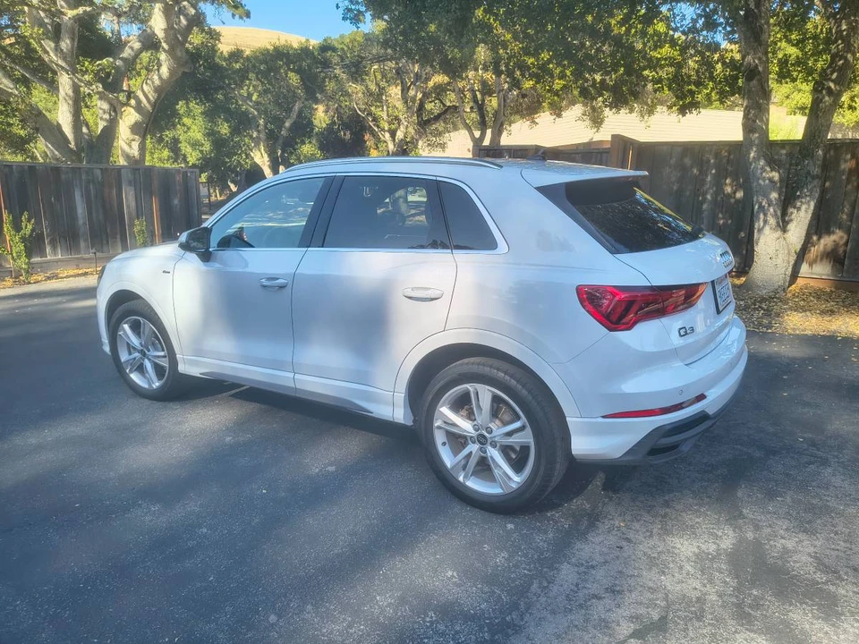 2024 Audi F3 Q3 - Image 2 of 9